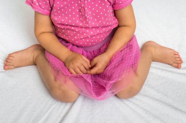 child with cerebral palsy w-sitting
